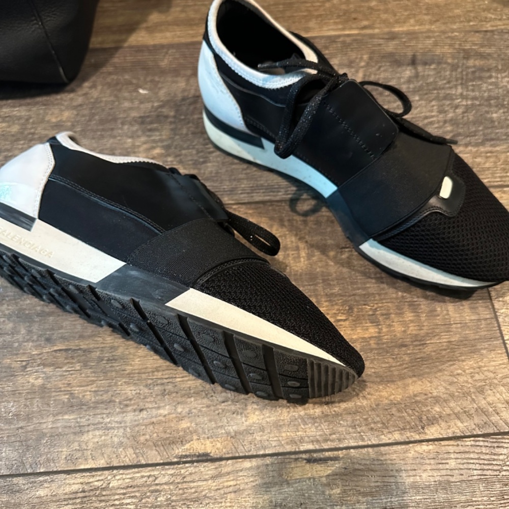 Balenciaga Runners - AUTHENTIC - Picture 3 of 4